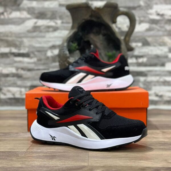 DEPORTIVO #5 REEBOK - Imagen 5