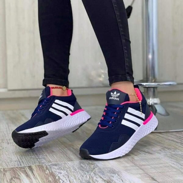 ADIDAS XT