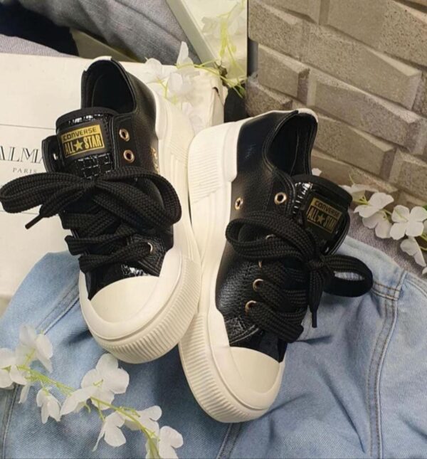 CONVERSE #3 - Imagen 2